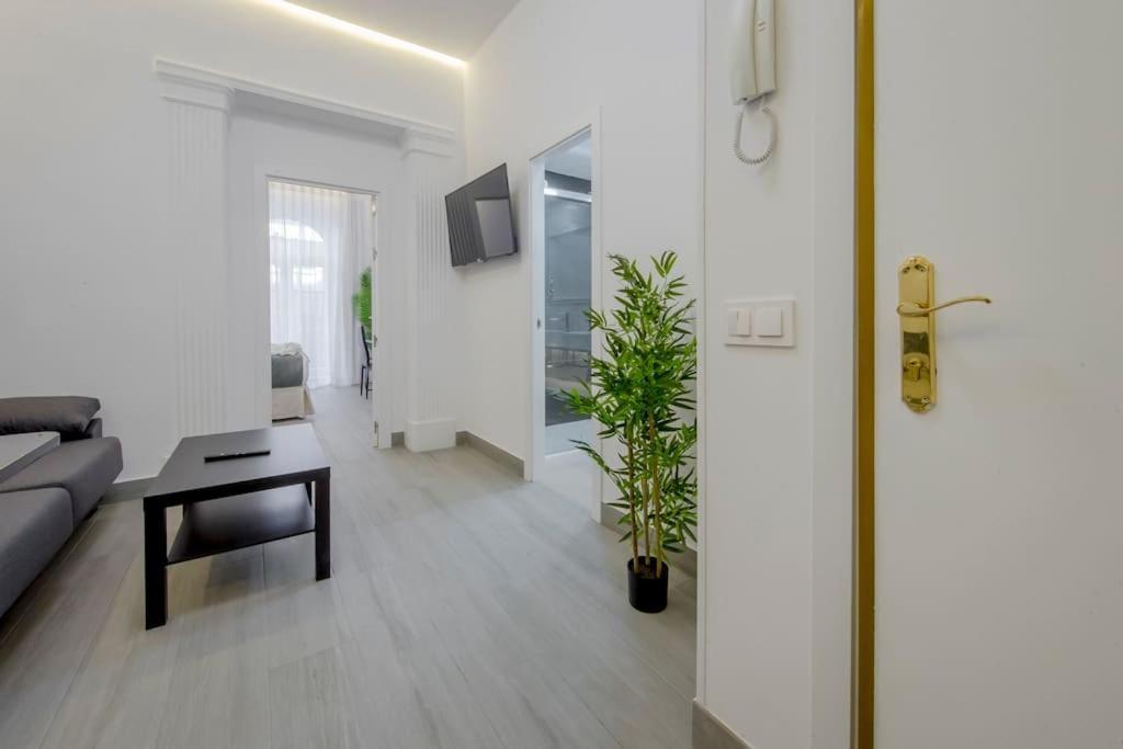 Suara Apartamentos 2 Madrid Exterior foto